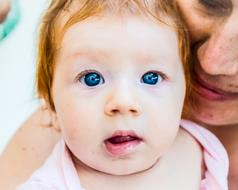 Mother And Daughter blue Eyes