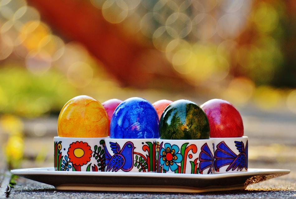 Colorful Happy Easter Eggs