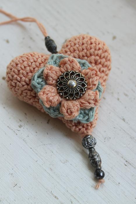 Vintage Heart Hooks