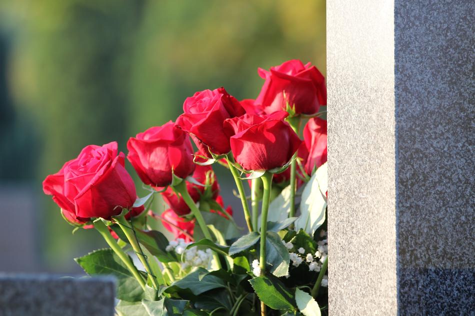 Red Roses Bouquet Condolence