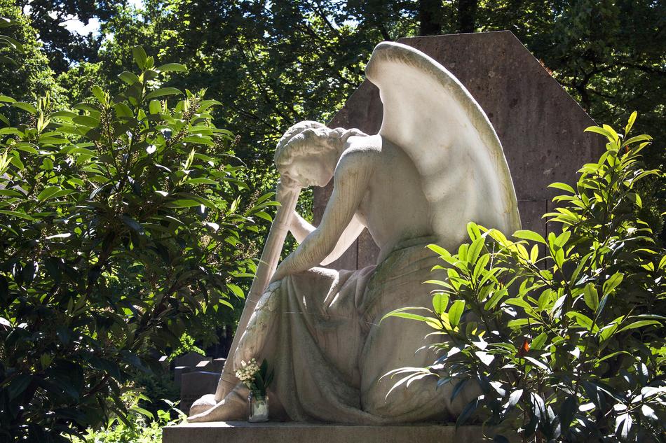 Angel Cemetery Park