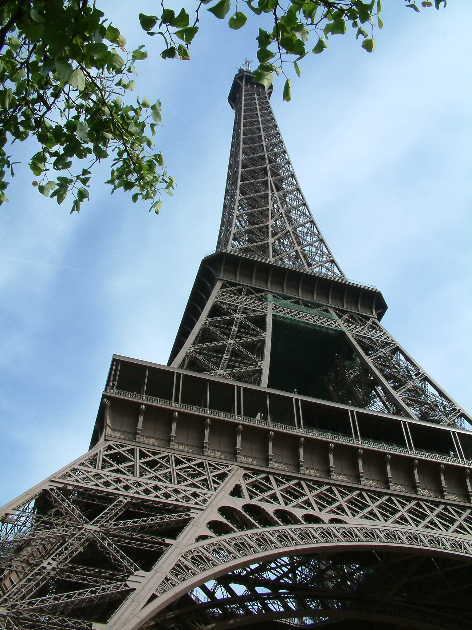 Paris Eiffel Tower free image download