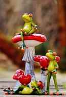 Frogs on Mushrooms