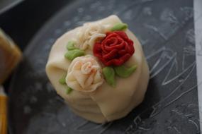 Cake Marzipan Rose decoration