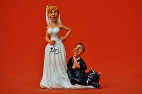 funny wedding figurine of a couple