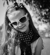 Vintage Poa Girl