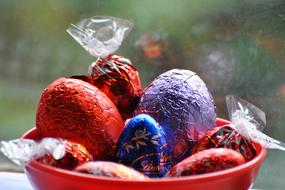 Estar Eggs Chocolate Red