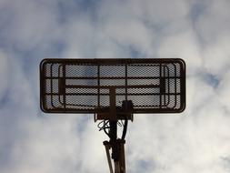 Lift High metal construction