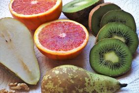 sectioned pear, kiwi and grapefruit