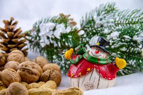 Snowman Decoration Figurine and nut