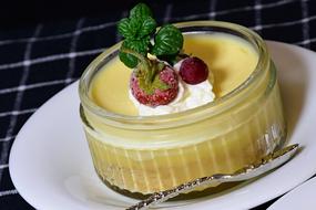 lemon dessert