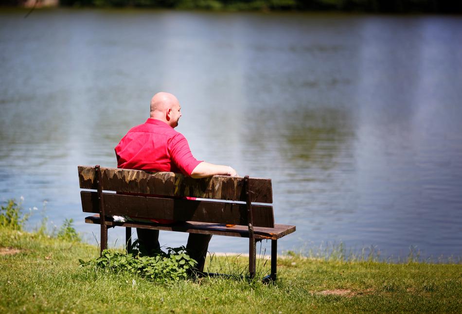 Man Bench Shirts