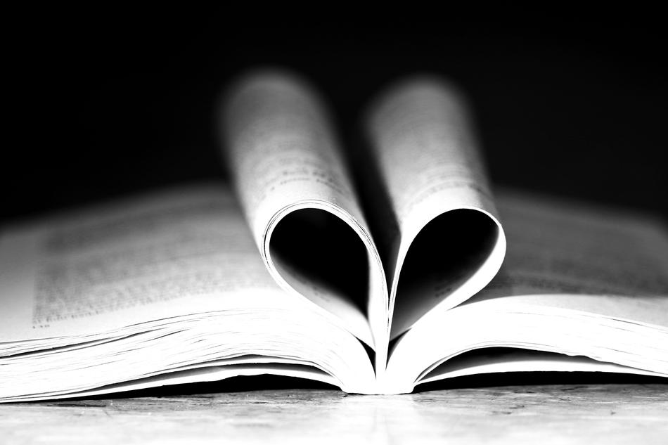 Book Reading Heart