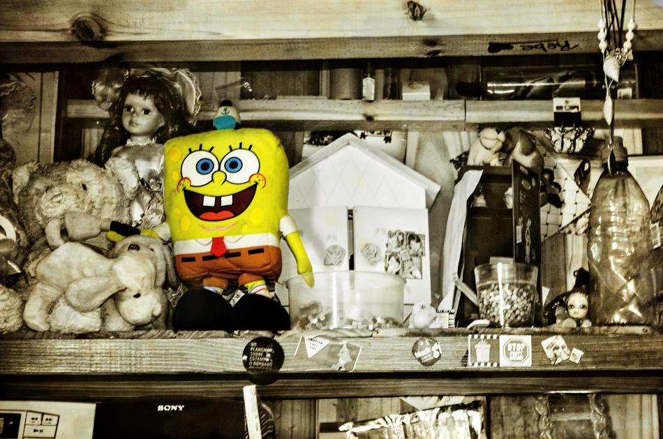 sponge bob teddy snowman shelf toy