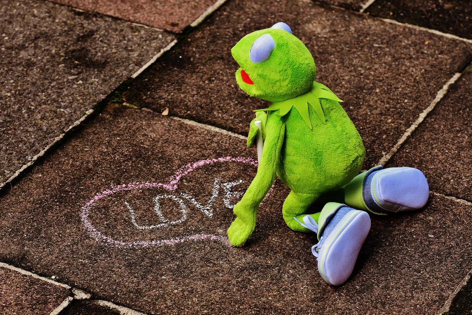 kermit frog drawing on pavement