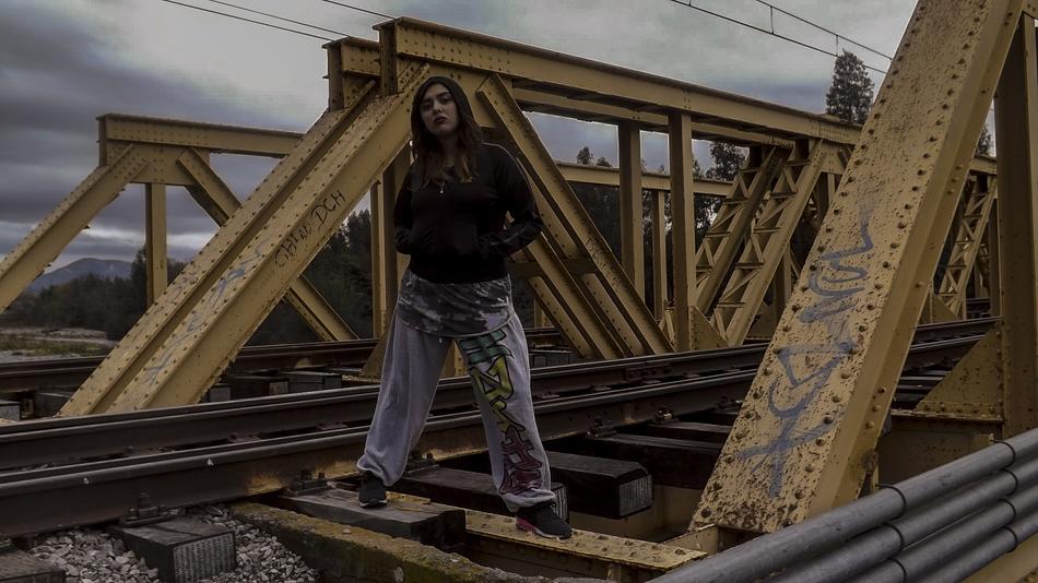 Bridge Girl Lines