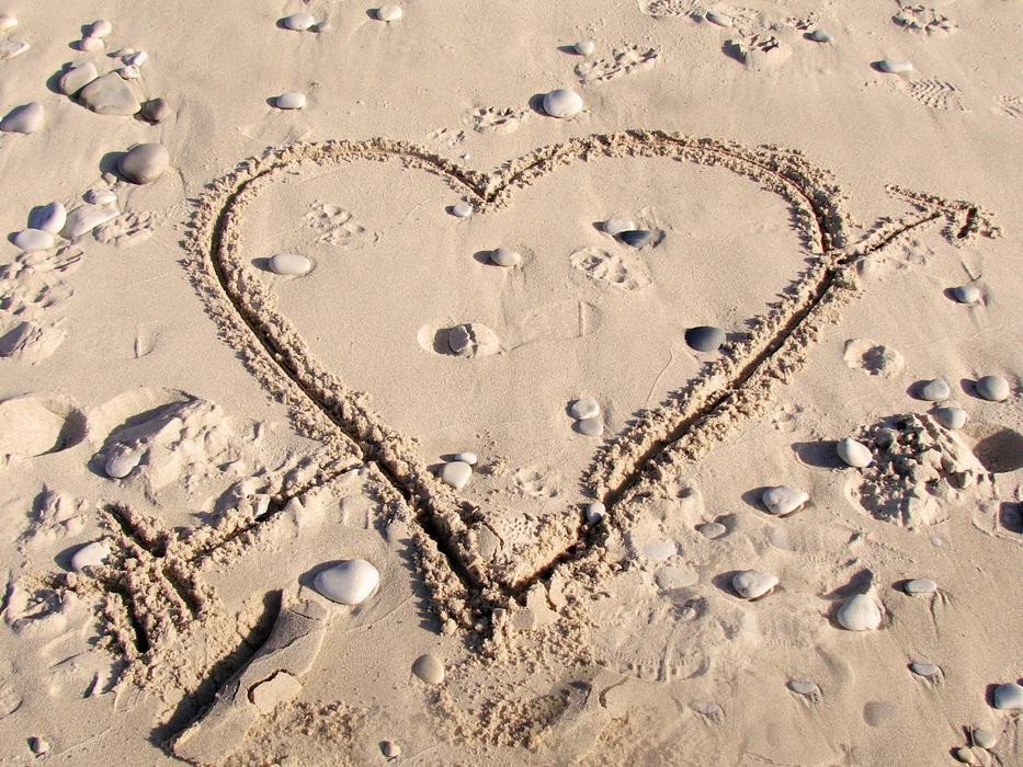 Love Sand Heart