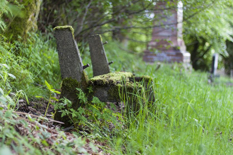 Graveyard Bench Seat