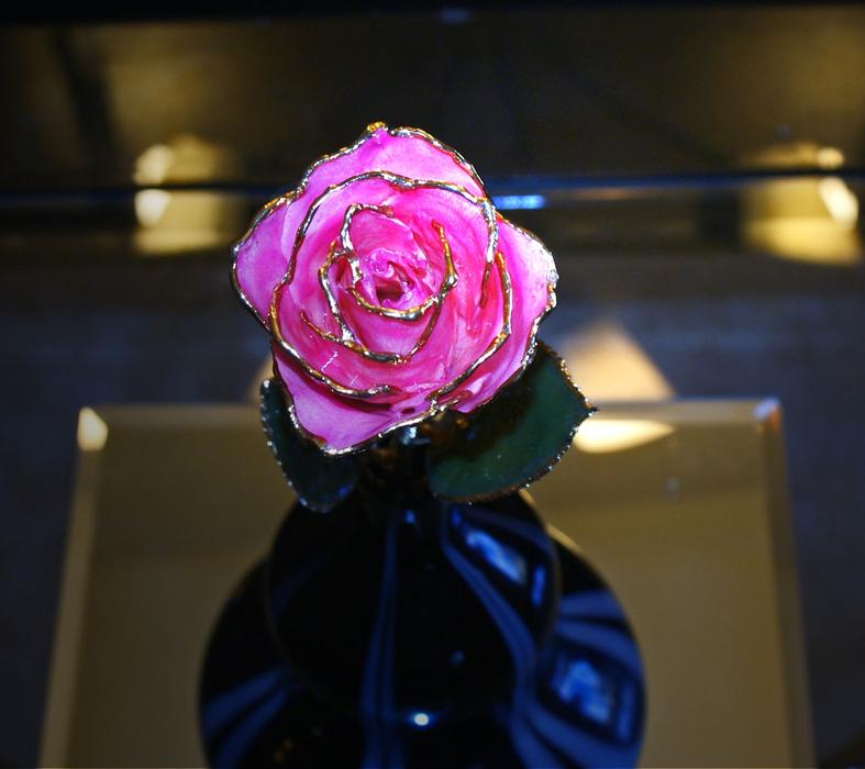 Rose Lacquer Flower