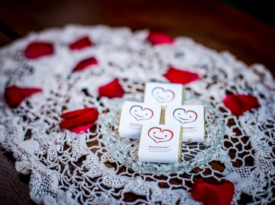 candy chocolate table sapplefettle