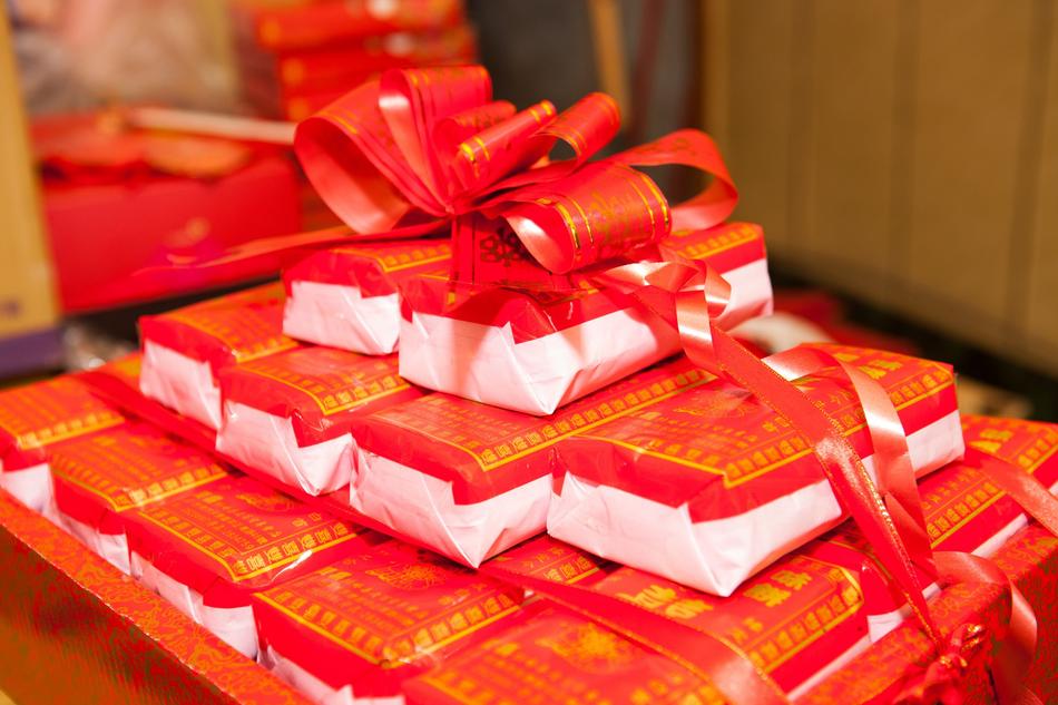 pyramid gift set