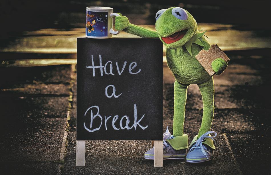 Kermit toy with Cup Drink