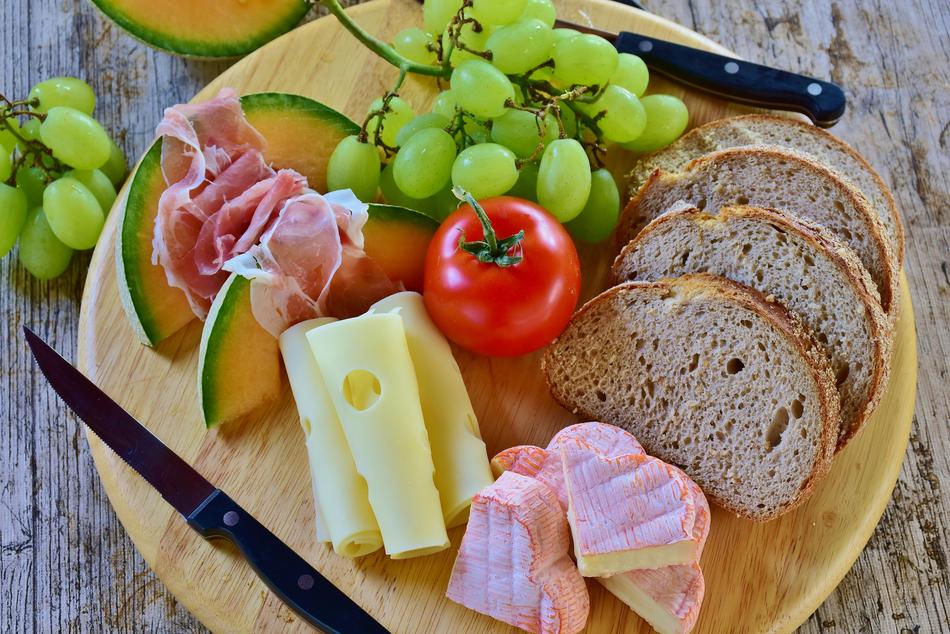 Bread, fruits, ham and Cheese, Snack