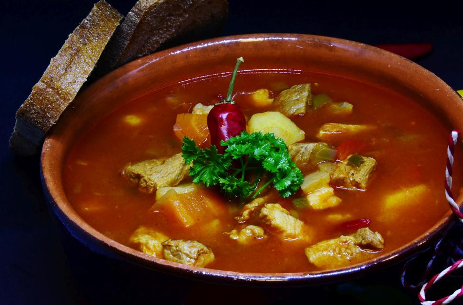 hungarian goulash in a pan