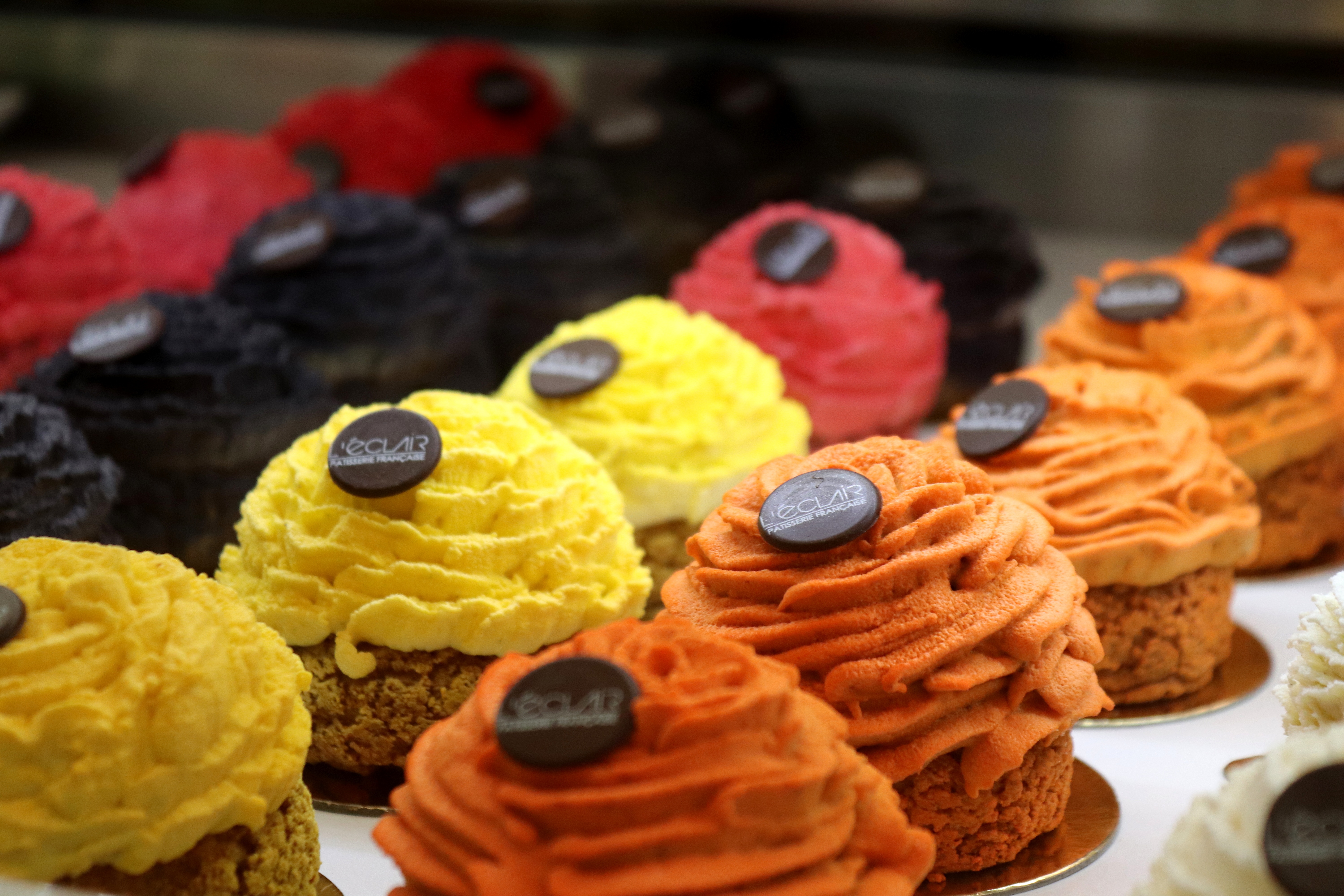 Кондитерские изделия выпечка. Пирожные. Pastries cakes. Красивые пирожные. Кондитерские изделия.