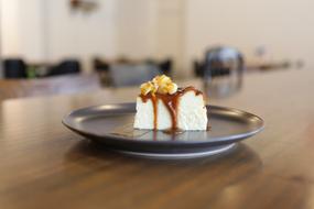 cheesecake in caramel