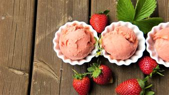 delicious Strawberry Ice Cream