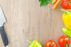 Table Wood and vegetable