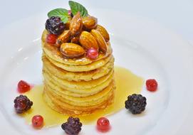 pancakes with honey and berries