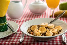 muesli with banana for breakfast