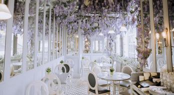 designer interior in a cafe