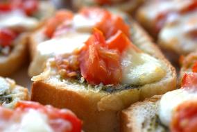 Bruschetta Pesto