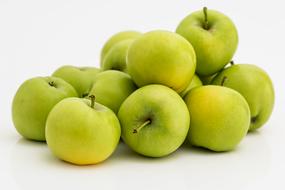 green healthy apples