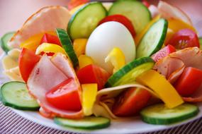 egg and vegetable salad for breakfast