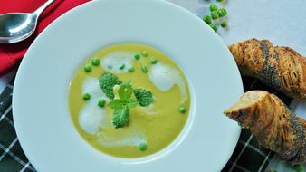 Pea Soup green