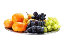 Clipart of tangerines, green and black grapes on a plate