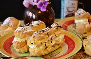 Eclairs on the plate