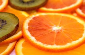 Delicious Orange and Kiwi slices