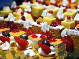 excellent Cakes Cream Delicious