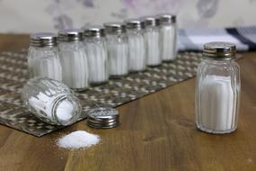 Salt table