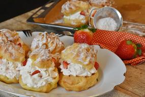 Cream Puff and Strawberries