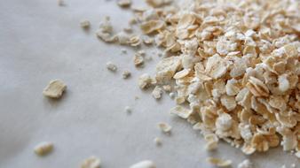 whole grains of oats