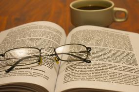 Lenses Book cup