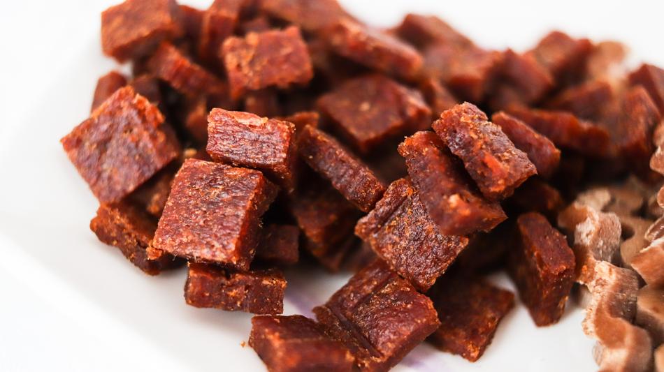 red Pet Food