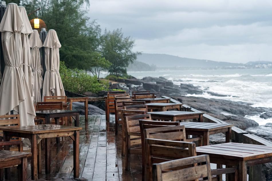 restaurant on the island