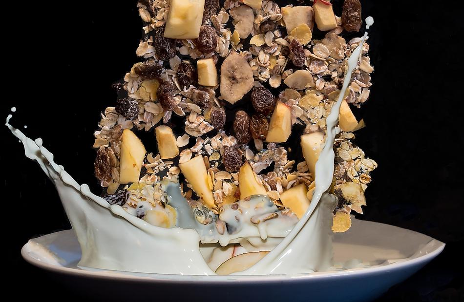 muesli with apples and dried bananas
